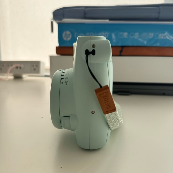 Instax Instant Camera [Mini 9] - Picture 3 of 11